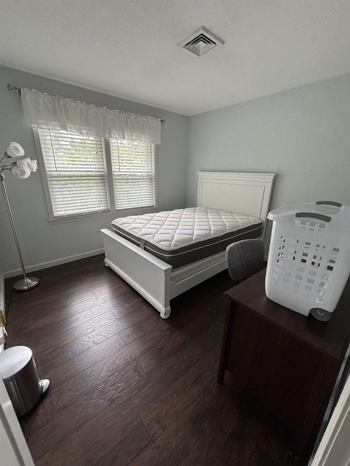 690 S Porter St #28 - Photo 2 of 11