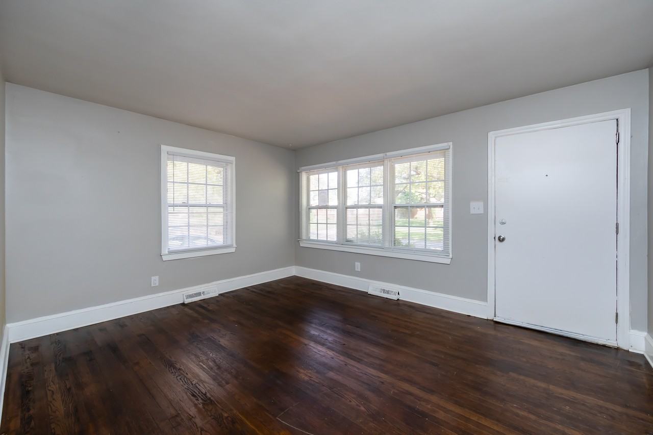 3427 Meredith Ave #1 - Photo 7 of 24