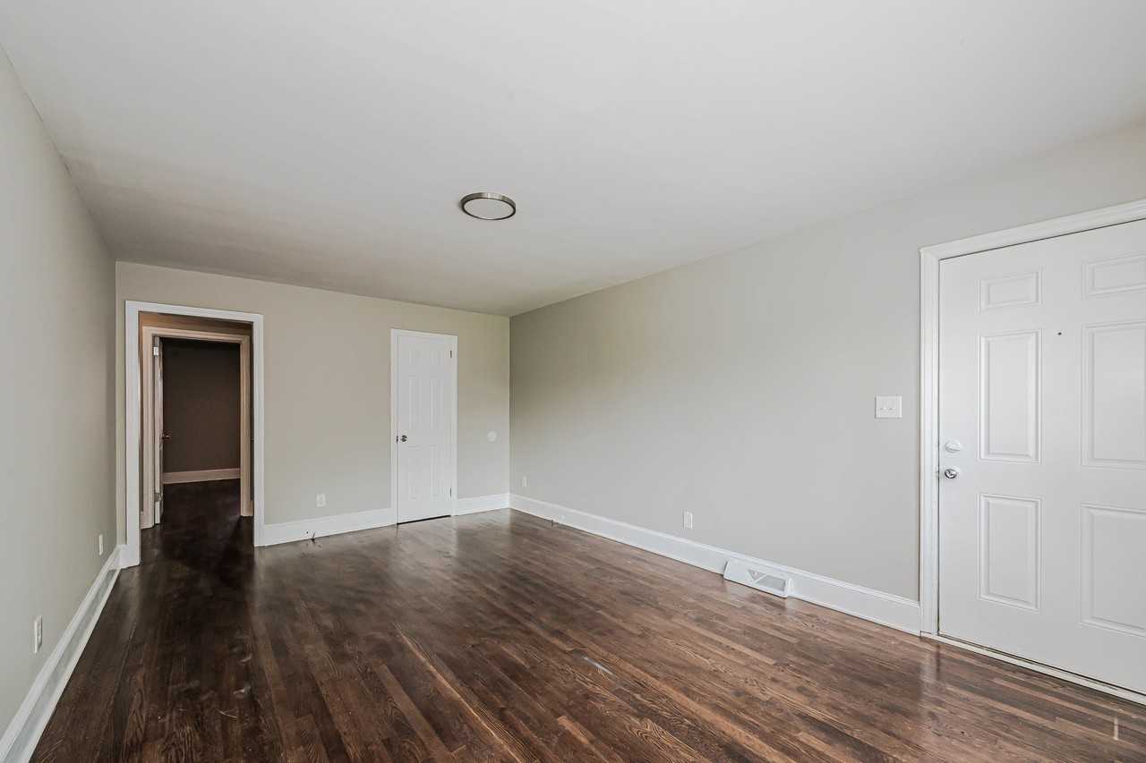 3429 Meredith Ave #1 - Photo 4 of 16