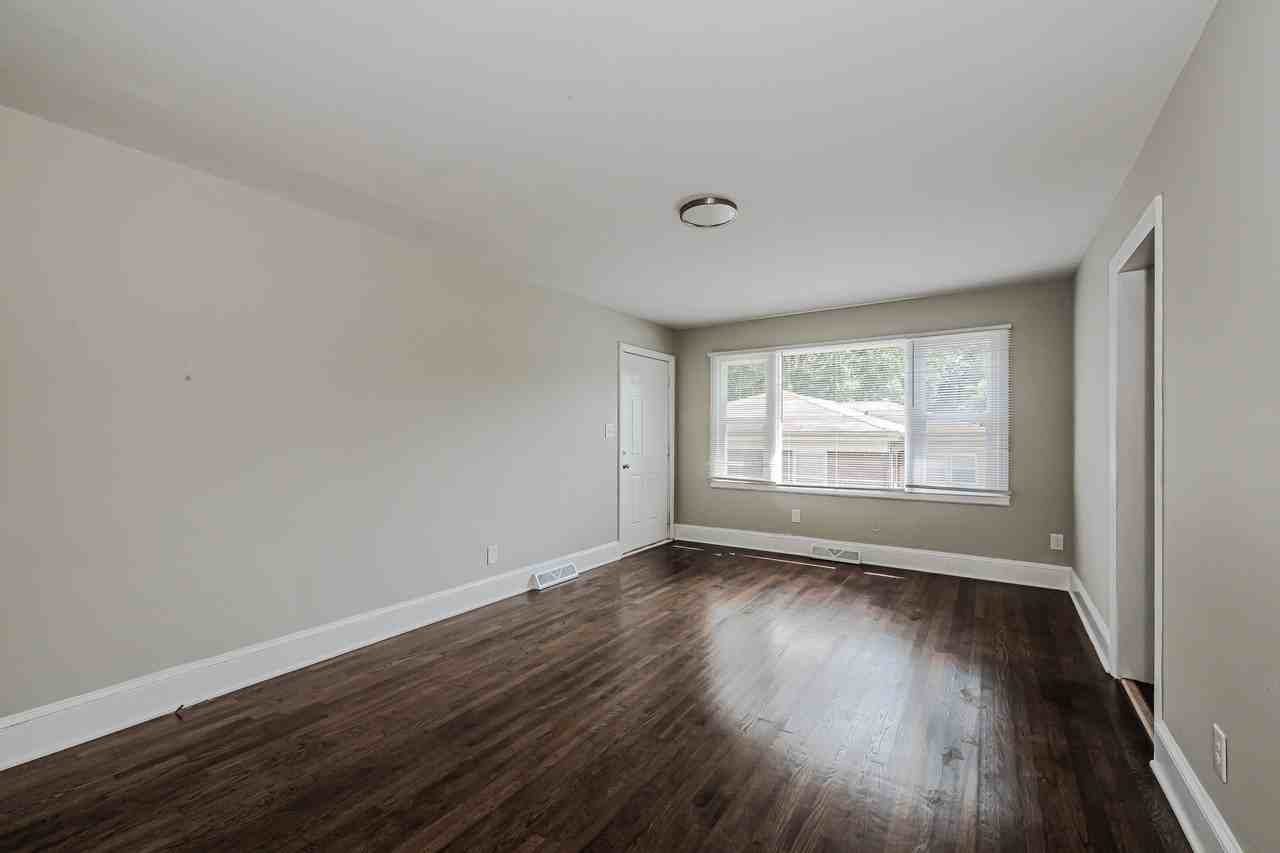 3429 Meredith Ave #1 - Photo 5 of 16