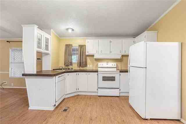 20580 Soell Dr - Photo 4 of 11
