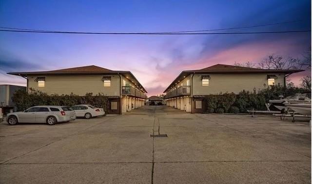 4636 PONCHARTRAIN Drive #E - Photo 2 of 26