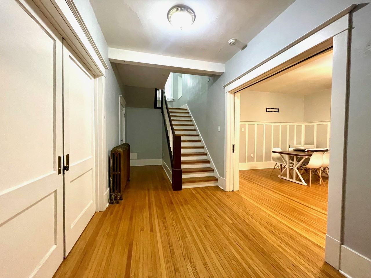 210 Clarence Avenue North - Photo 6 of 9