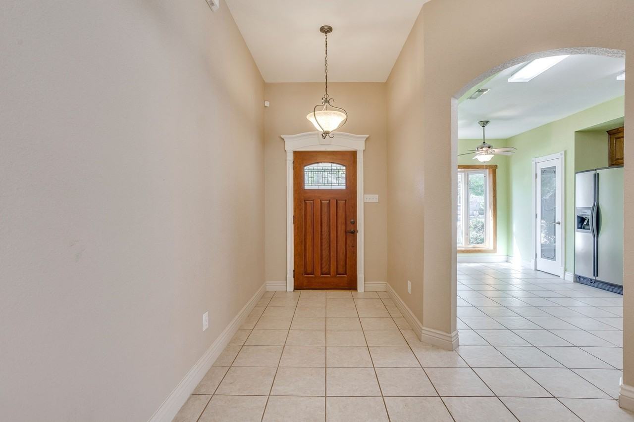 4409 New Meadow Dr - Photo 2 of 17