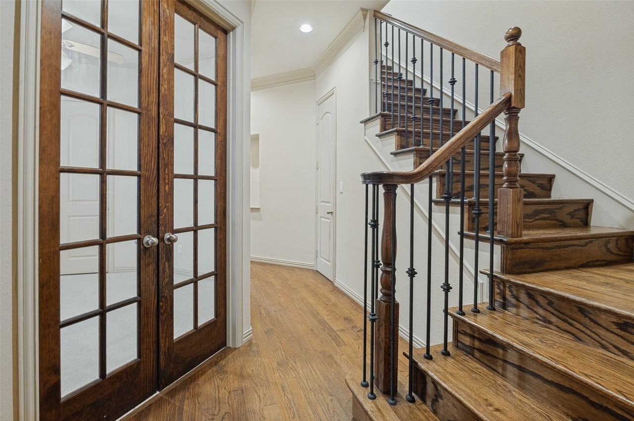 5930 Lewis St - Photo 3 of 27