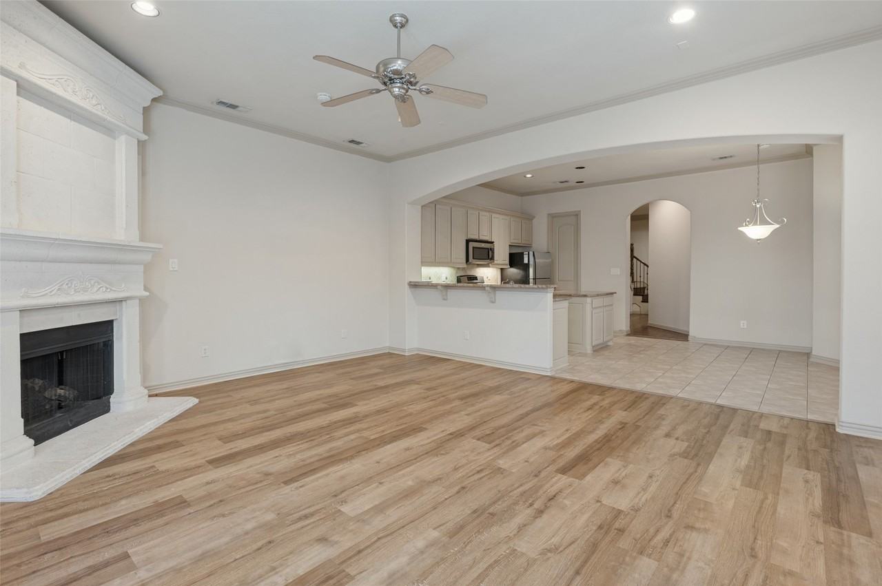 5930 Lewis St - Photo 7 of 27