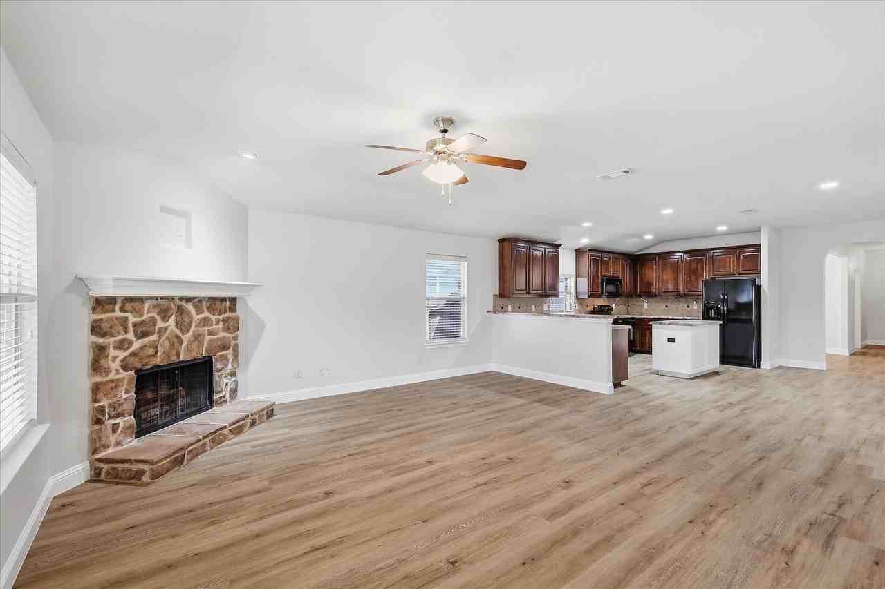 4516 Remuda Ln - Photo 6 of 24