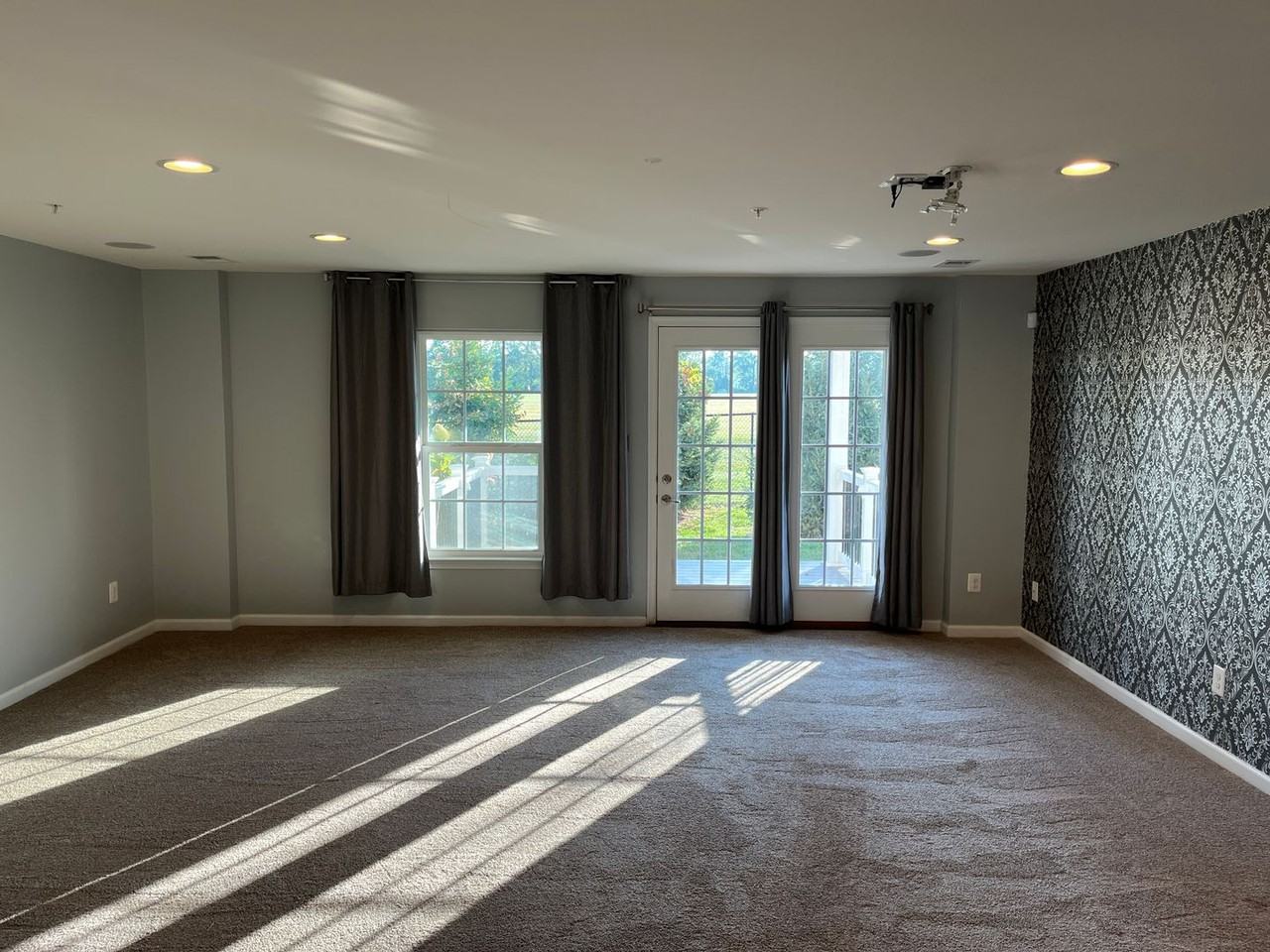 927 Brechin Ln - Photo 6 of 42