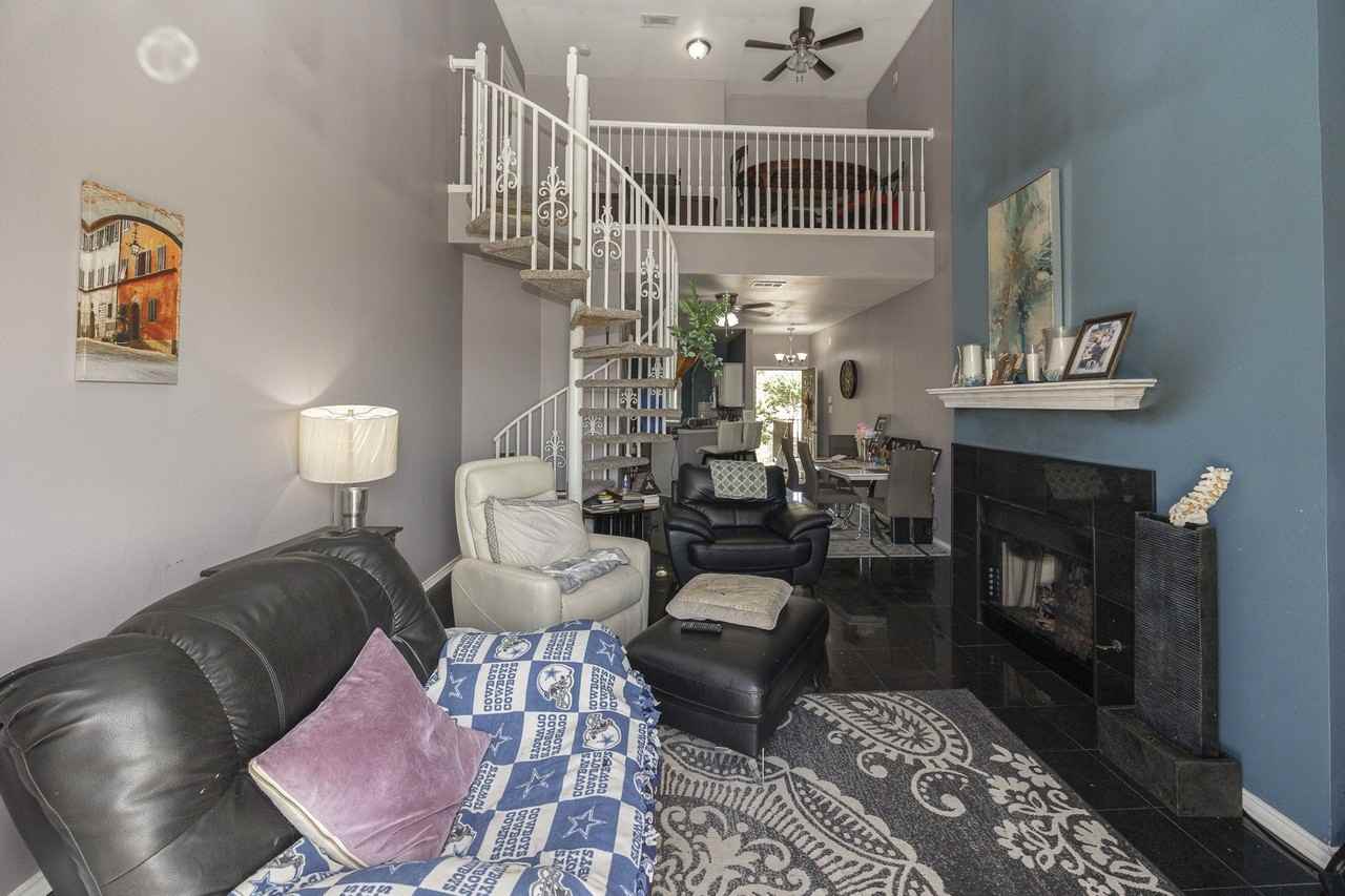 1418 Signal Ridge Pl - Photo 5 of 35