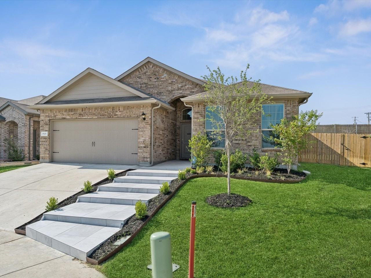 765 Beebrush Dr - Photo 6 of 30