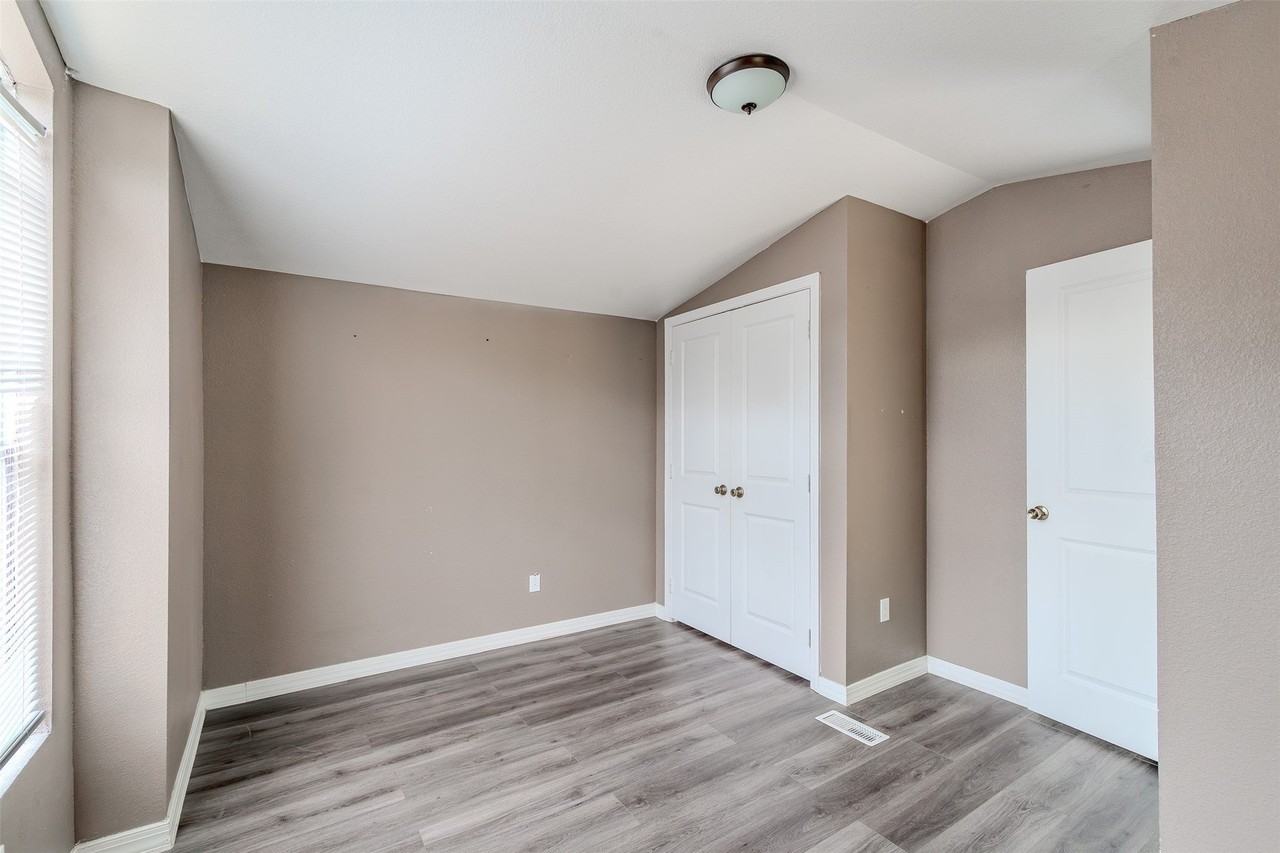 5641 Kimber Ln - Photo 2 of 18