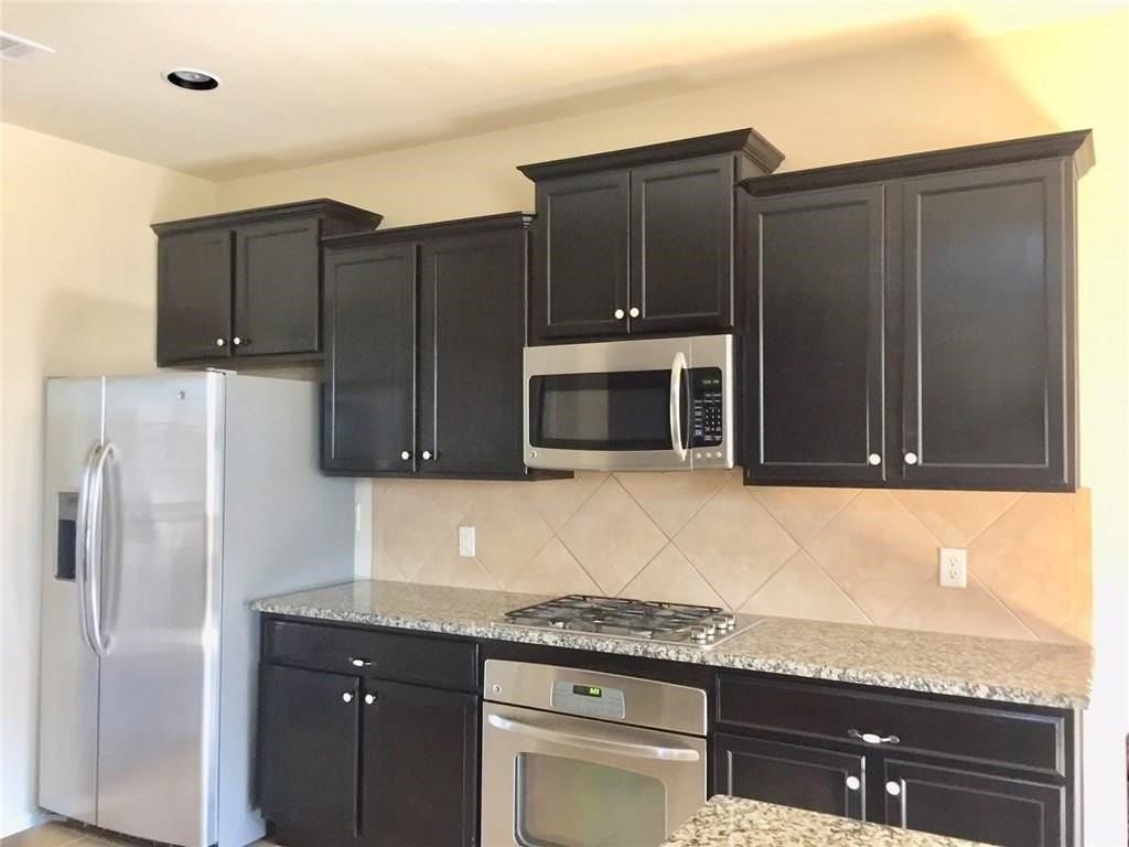 408 Riverstone Way - Photo 5 of 14