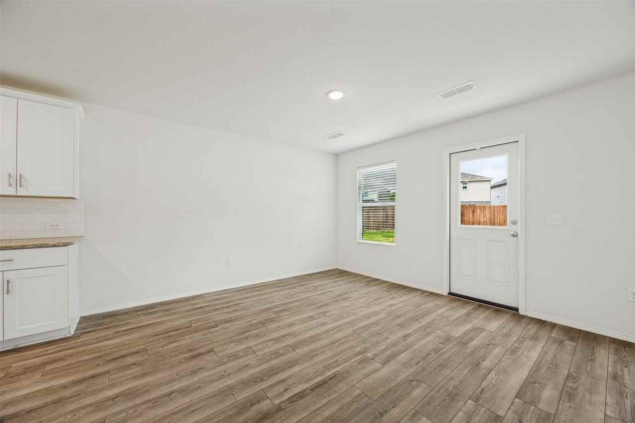 400 Alton St - Photo 3 of 24