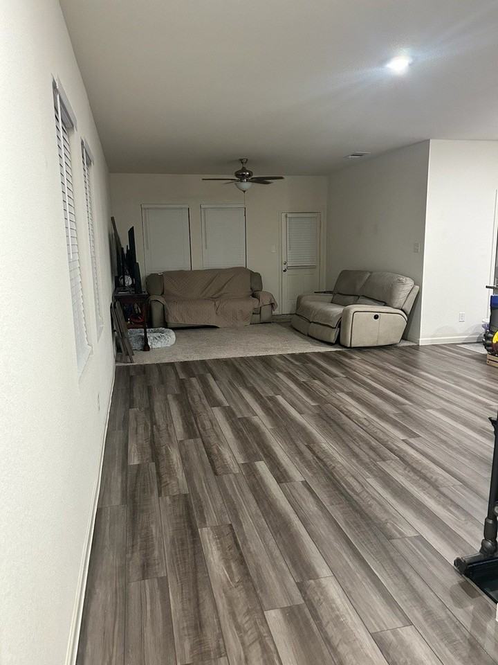 833 Lexington Ln - Photo 2 of 20