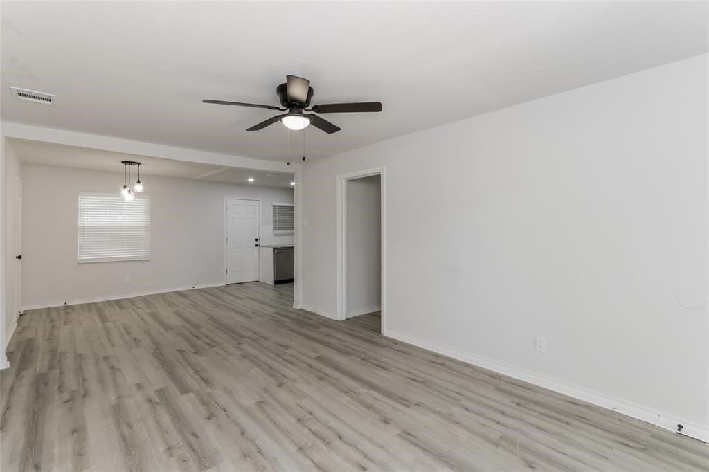 309 Buhler Dr - Photo 5 of 15