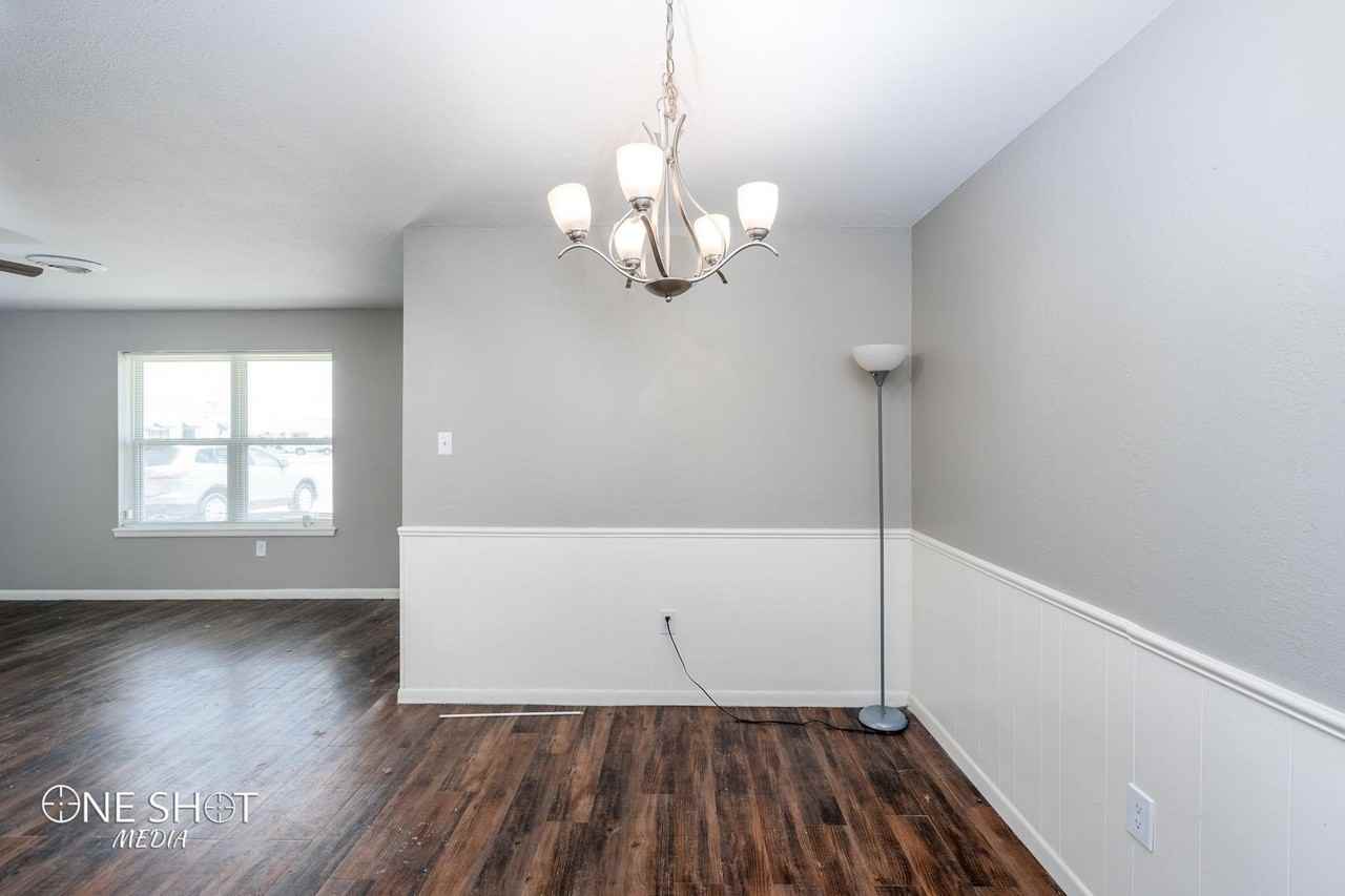912 N Judge Ely Blvd - Photo 5 of 20