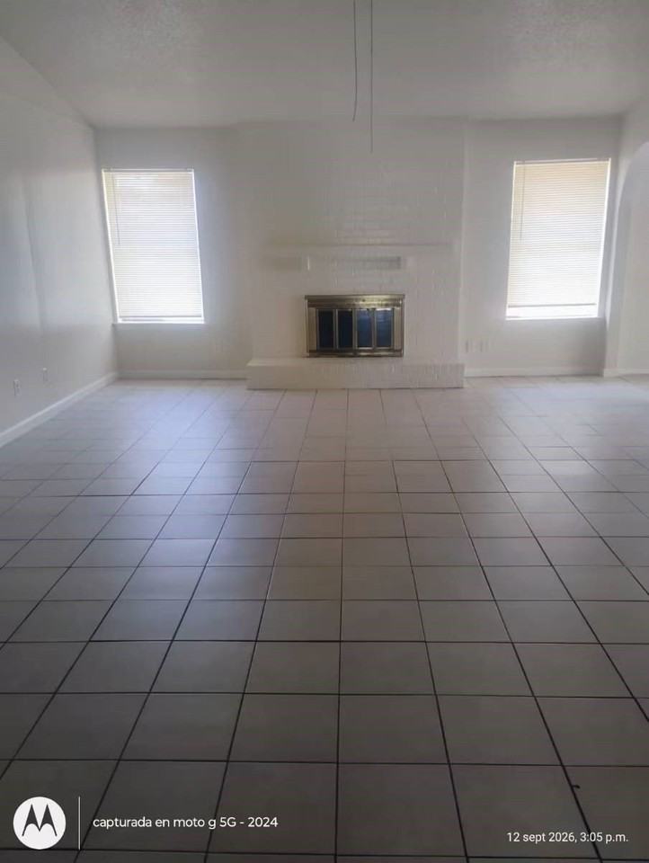 2901 Colonial Dr - Photo 3 of 9