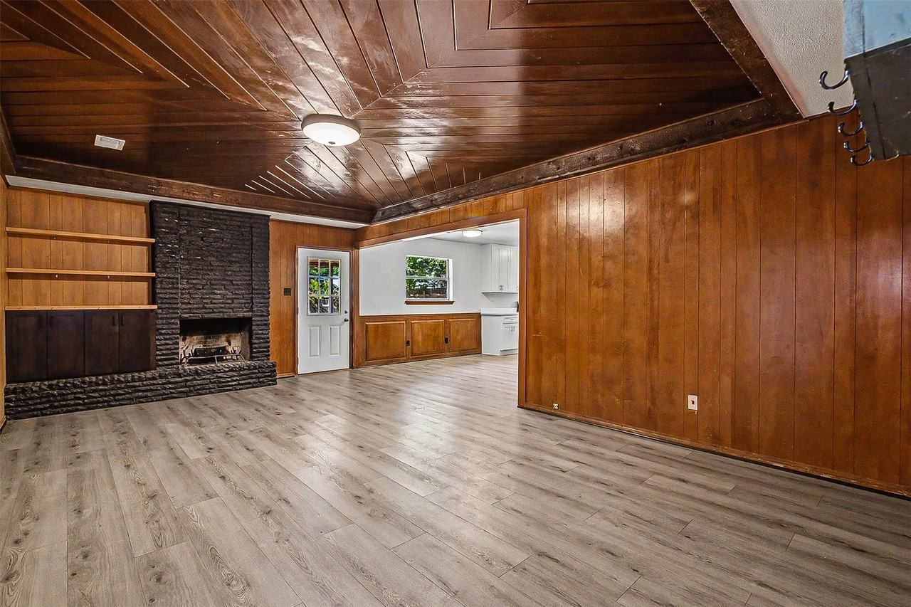 325 Nw Suzanne Ter - Photo 3 of 22