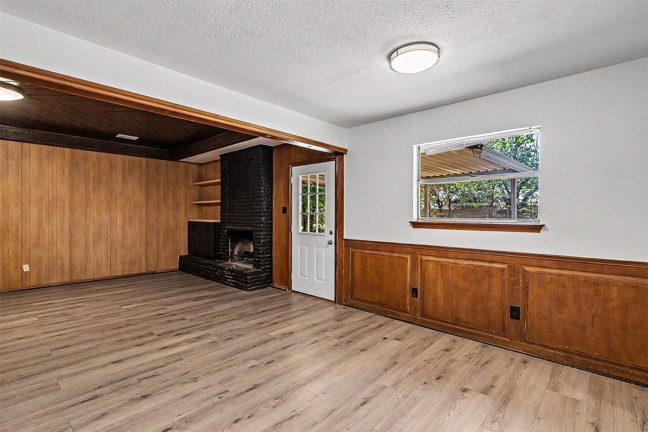 325 Nw Suzanne Ter - Photo 6 of 22