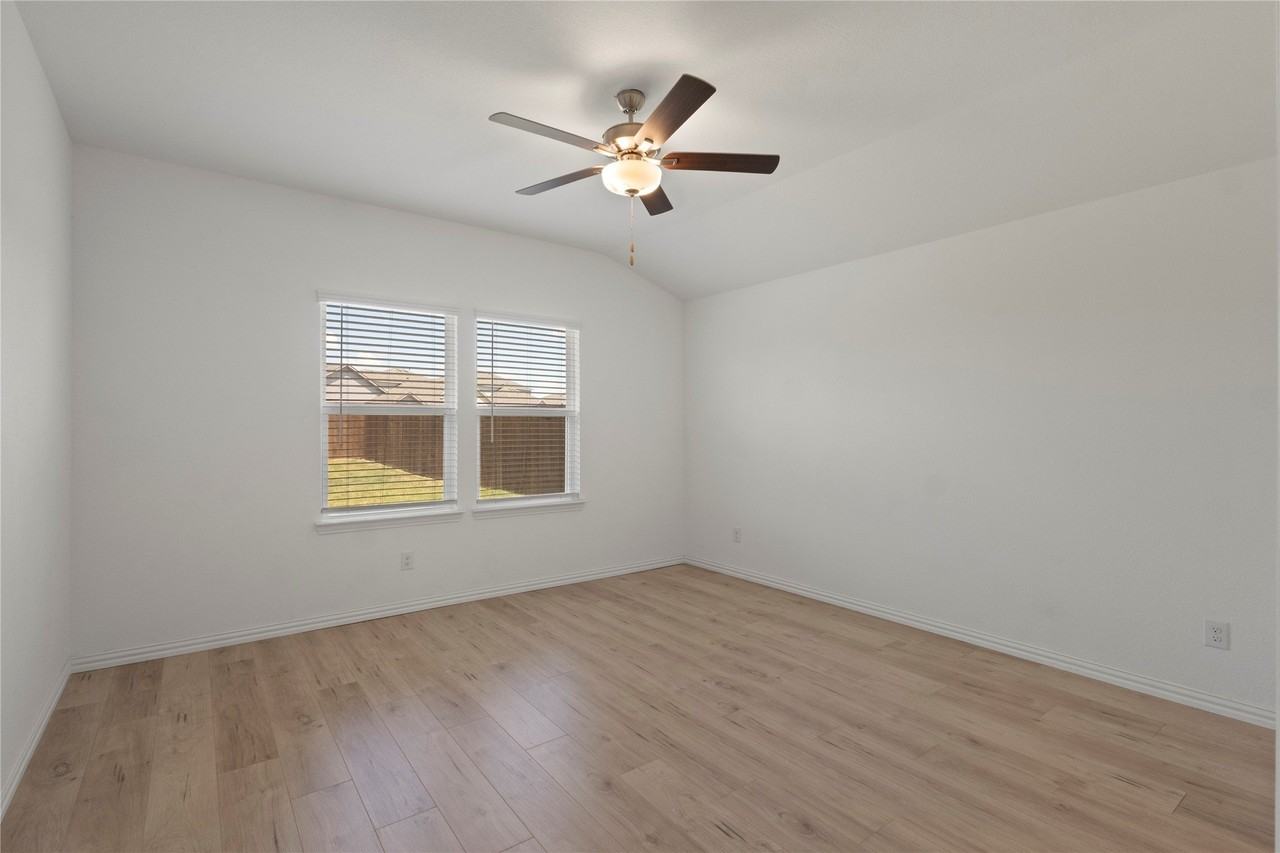 1305 Panela Rd - Photo 6 of 14