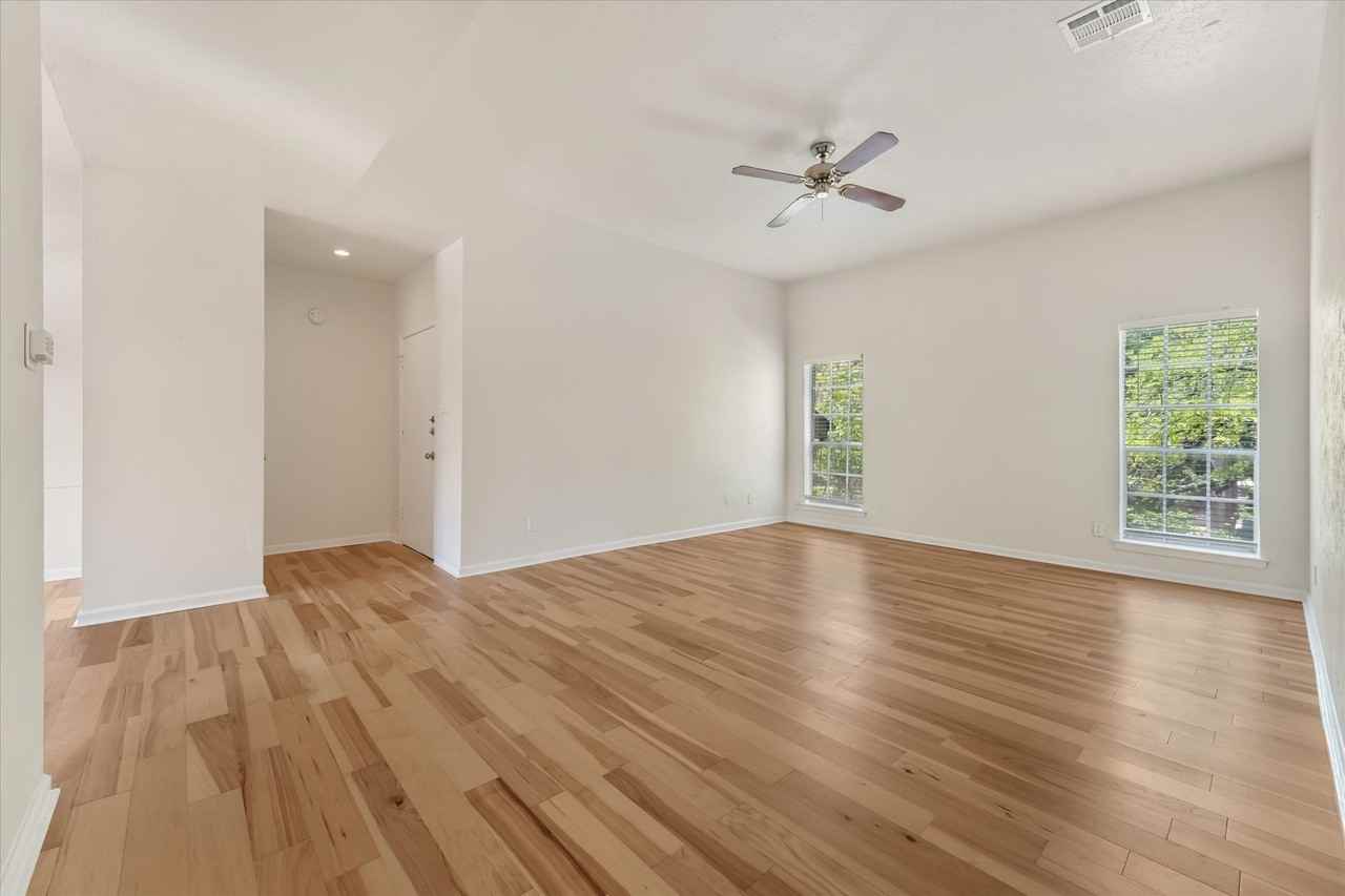 10438 High Hollows Dr #245 - Photo 3 of 14