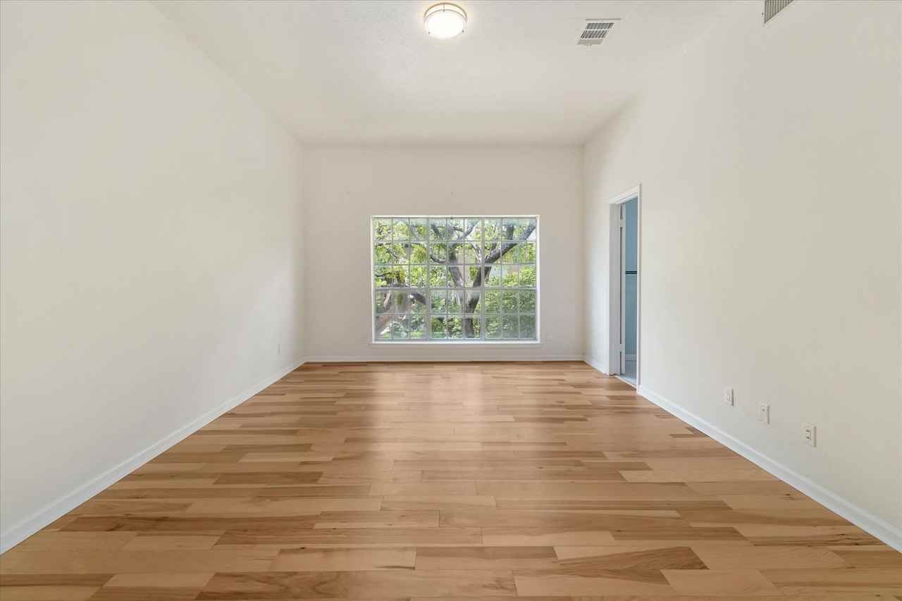 10438 High Hollows Dr #245 - Photo 4 of 14