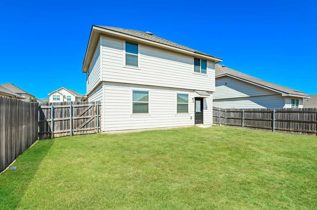 8305 Camellia Tree Ct - Photo 2 of 19