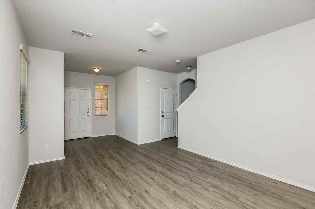 8305 Camellia Tree Ct - Photo 6 of 19