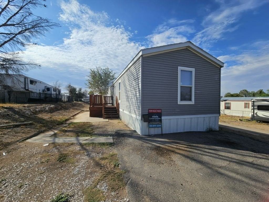 500 Talbot Ave #B009 - Photo 2 of 12
