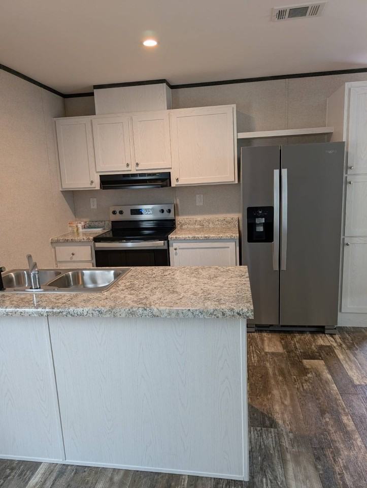 2206 Bayview St #108 - Photo 3 of 14