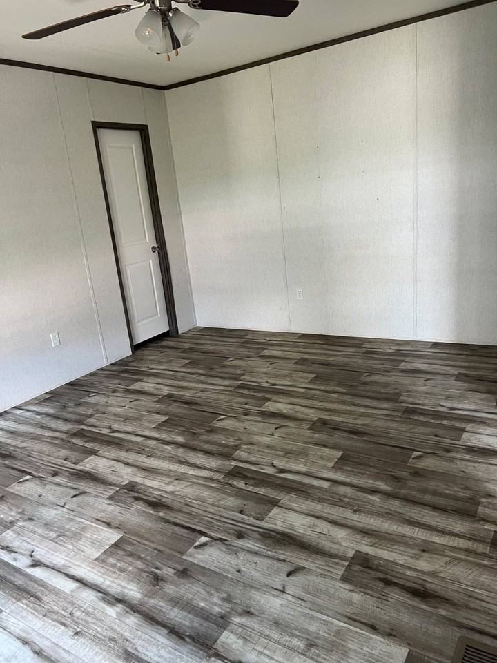 3201 Kaliste Saloom Rd #129 - Photo 4 of 12