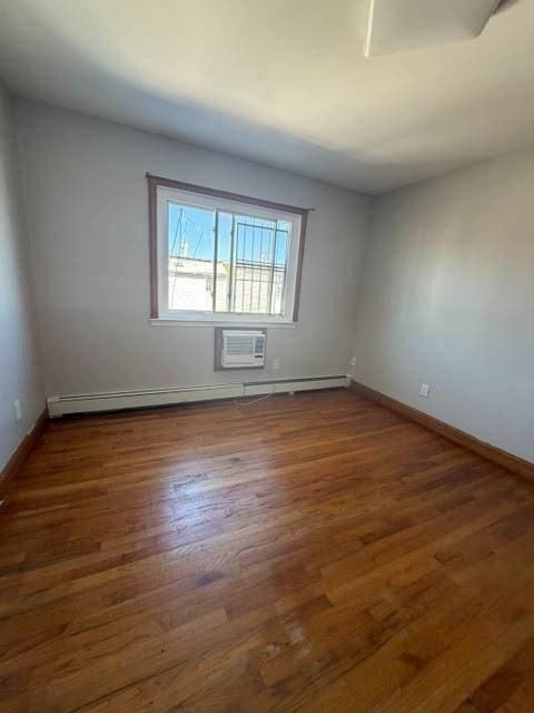 2344 Powell Ave #2 - Photo 5 of 20