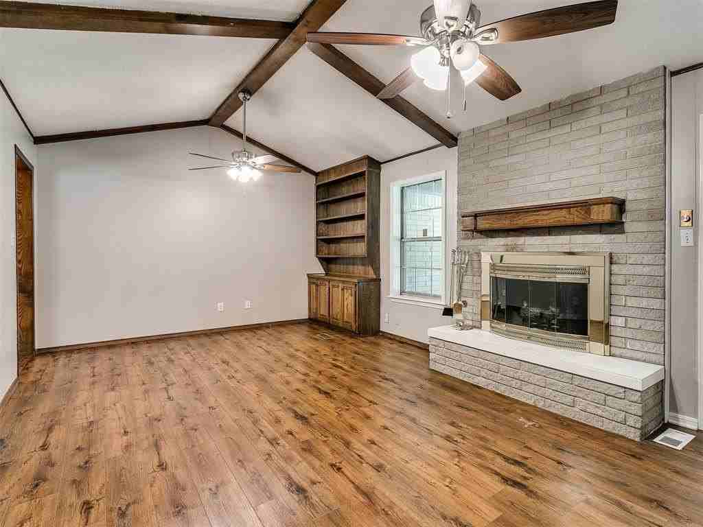 2608 Linden Ave - Photo 5 of 23