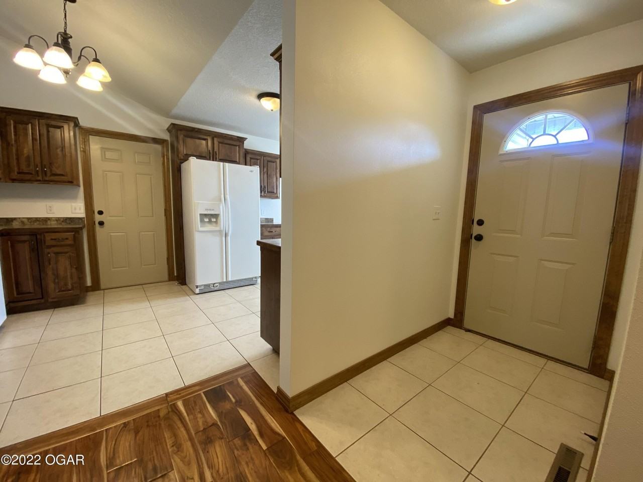 5015 E 21st St - Photo 2 of 12