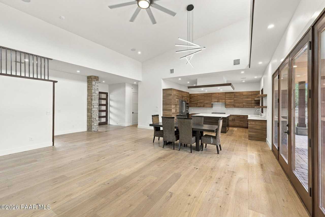 5790 W Three Forks Rd - Photo 5 of 39