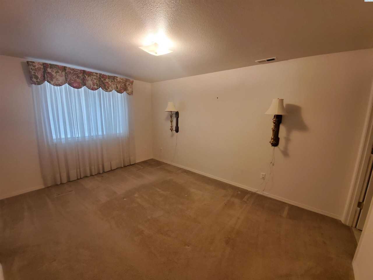 7707 Vendovi Dr - Photo 7 of 11