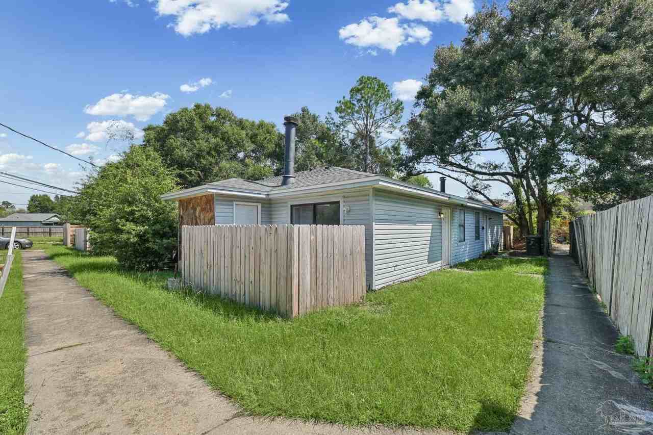 455 Stara Cir #D - Photo 3 of 32