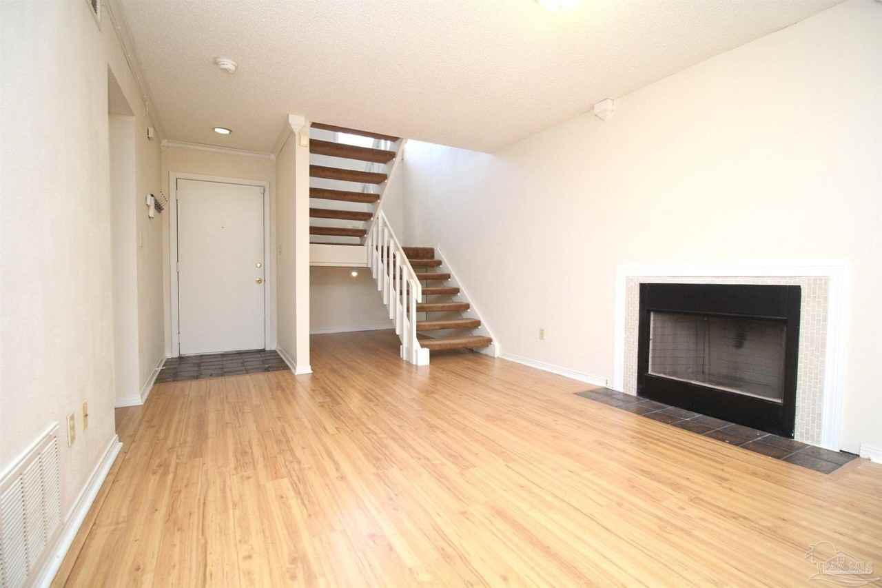 2375 Sugartree Ave - Photo 4 of 22