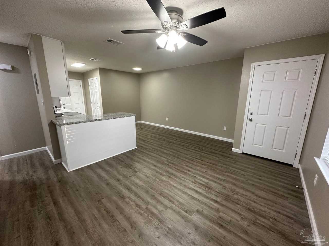 8011 Kipling St - Photo 4 of 14