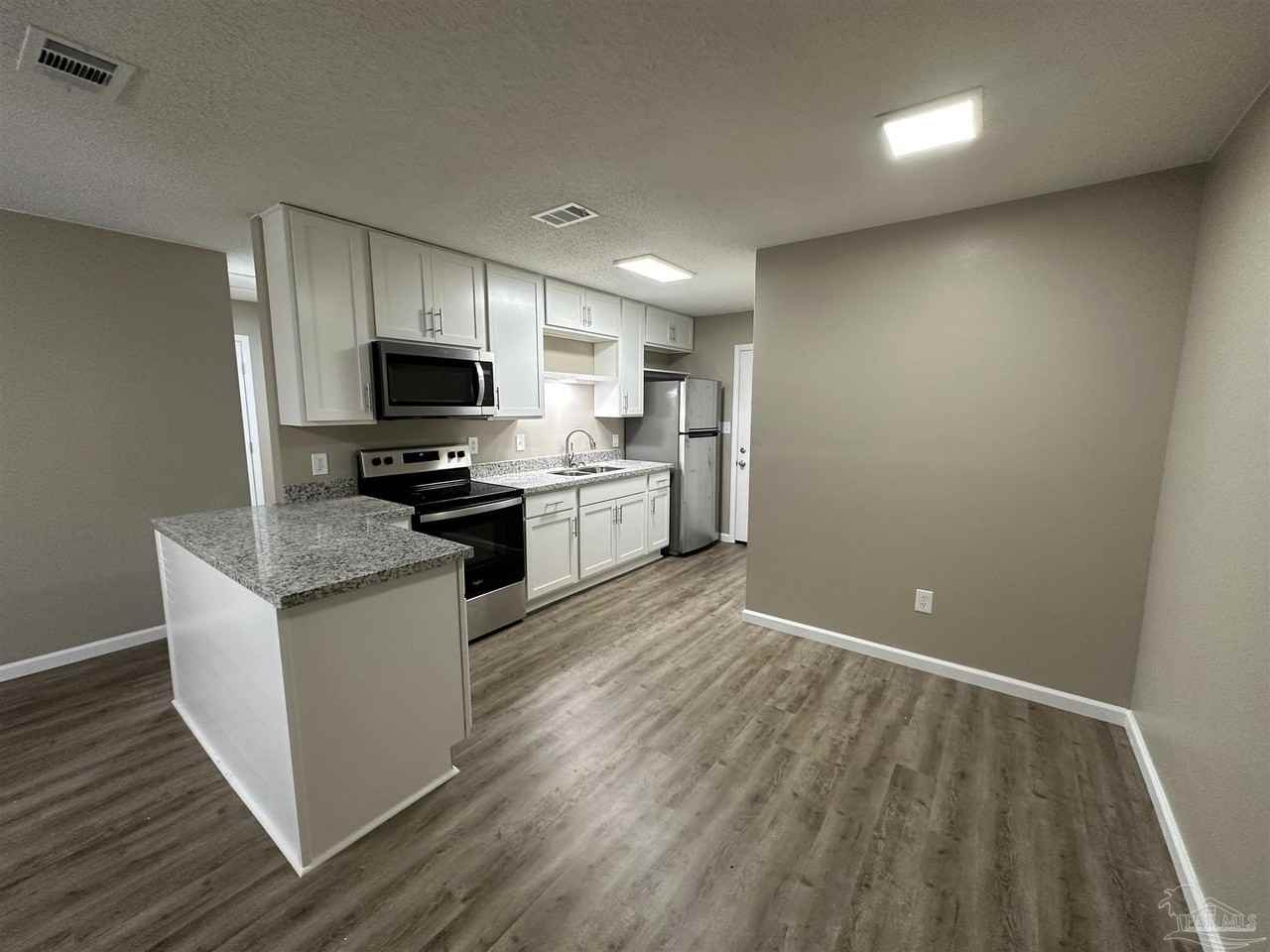 8011 Kipling St - Photo 6 of 14