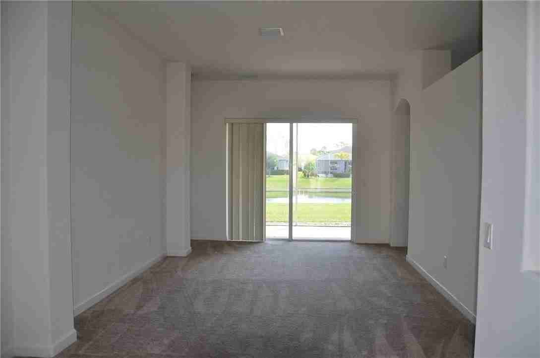 3205 Brookfield Dr - Photo 3 of 18
