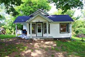 featured image of 838 Holland Rd