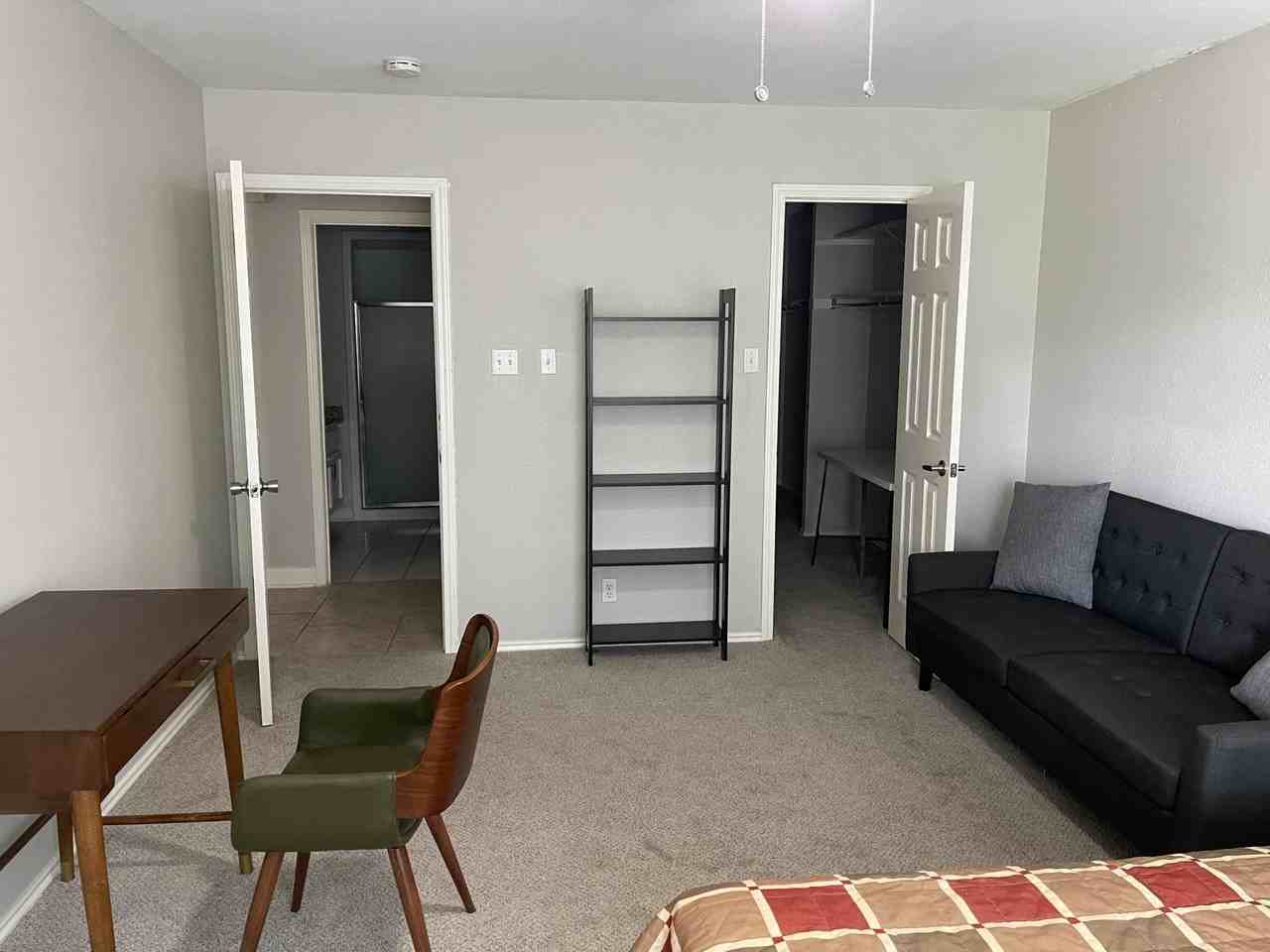 Indian Ridge Dr - Photo 5 of 17