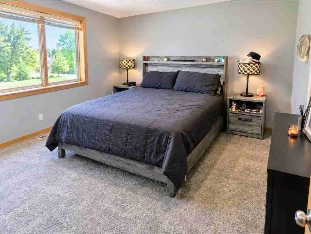 7130 Jorgensen Ln S - Photo 5 of 6