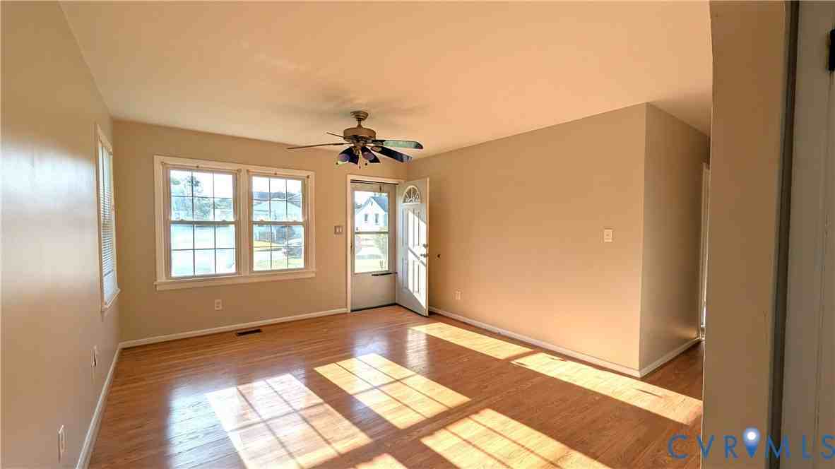 512 Chestnut Ave - Photo 4 of 12