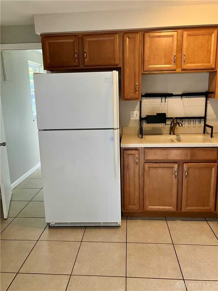 7700 Remmick Ln - Photo 6 of 22