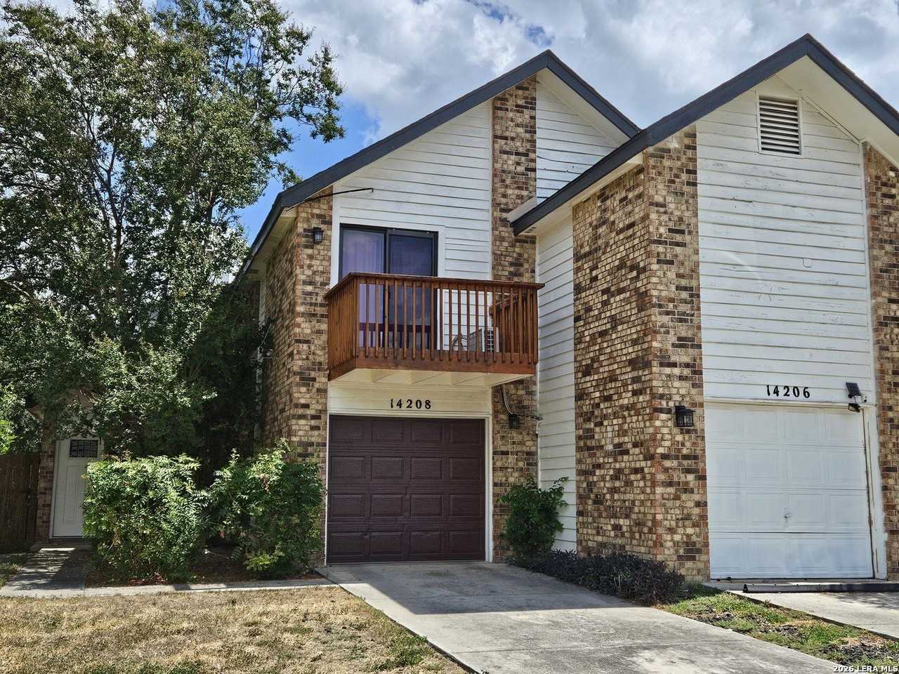 14208 Indian Woods - Photo 2 of 27