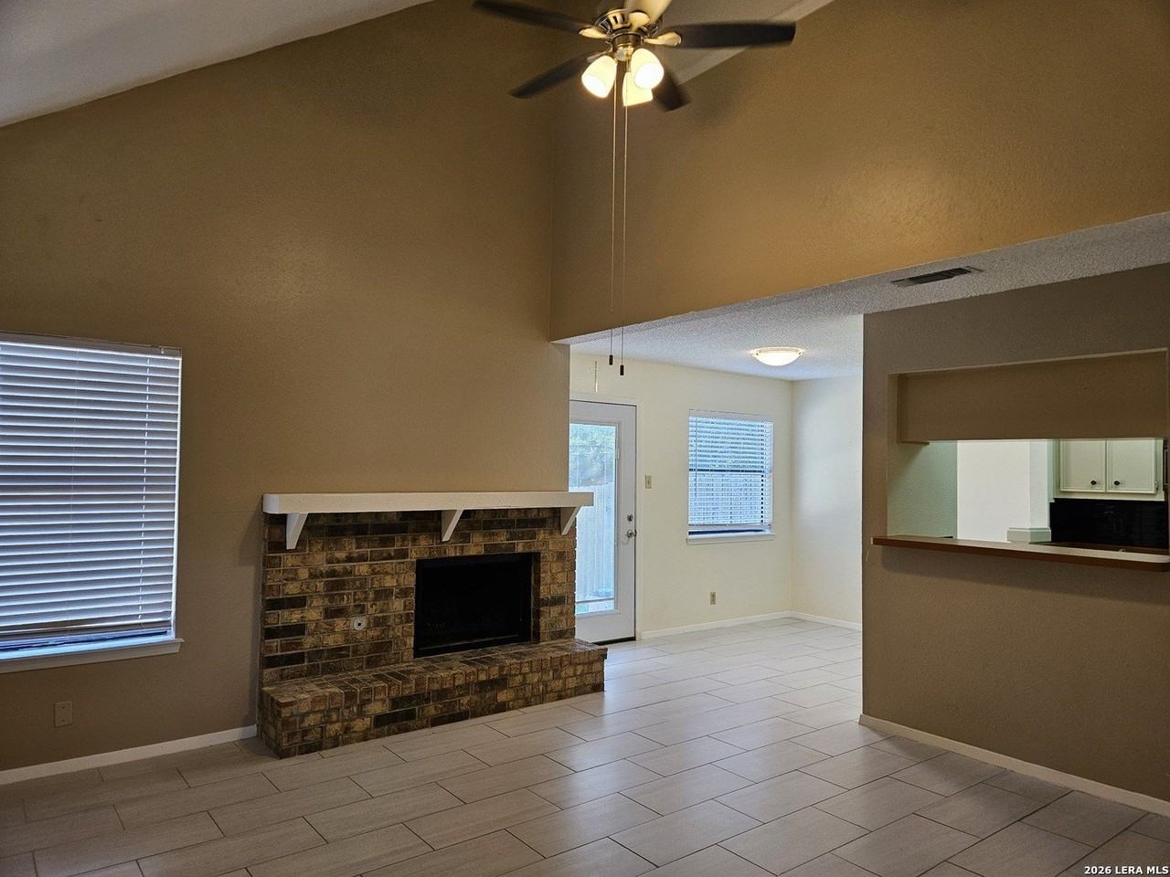 14208 Indian Woods - Photo 5 of 27