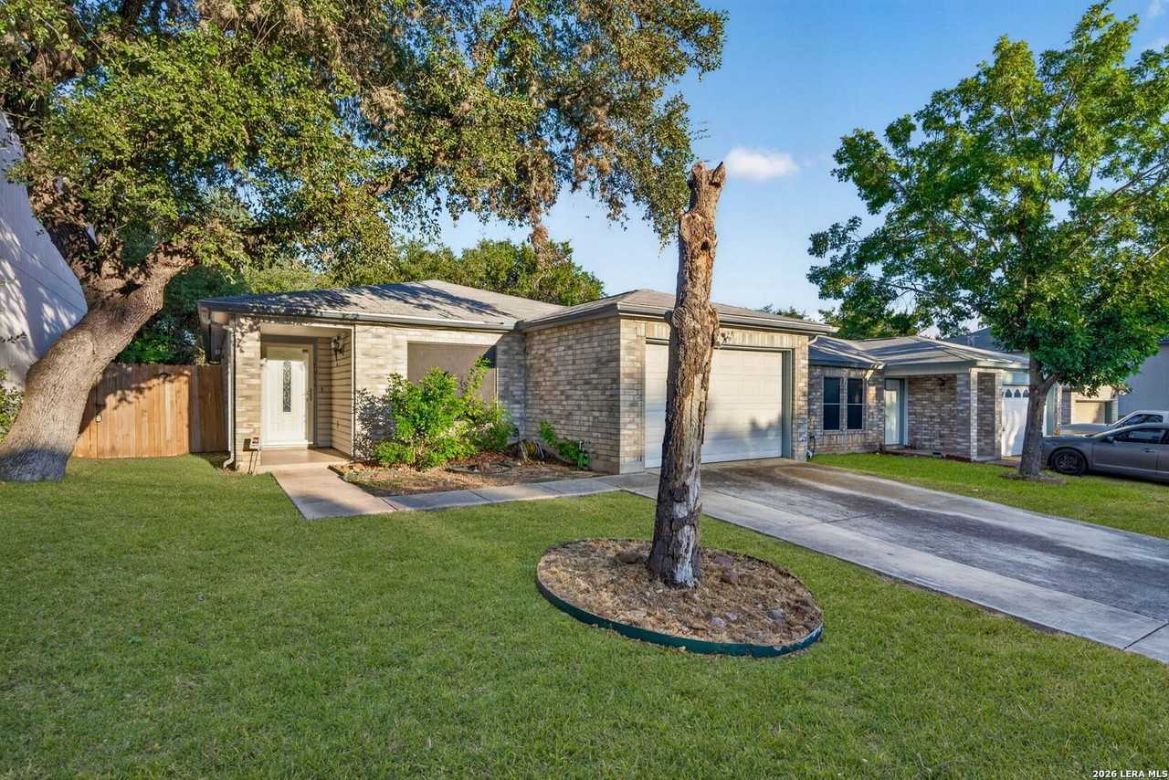 12914 Ocean Glade - Photo 3 of 26