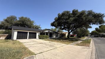 featured image of 5719 Creekwood St